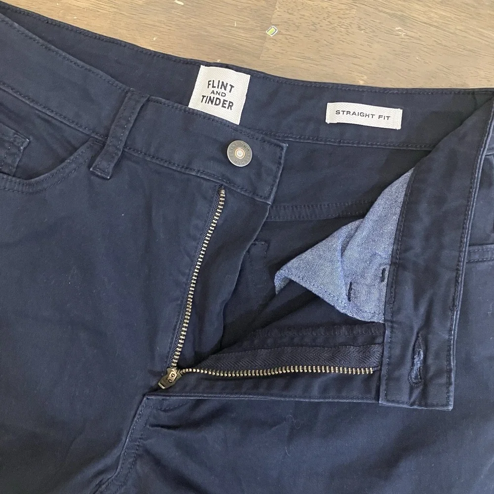 Flint and Tinder Pants Mens 28x30 Navy‎ Blue Straight Fit Stretch Chino 5-Pocket